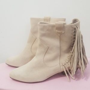 Ankle booties